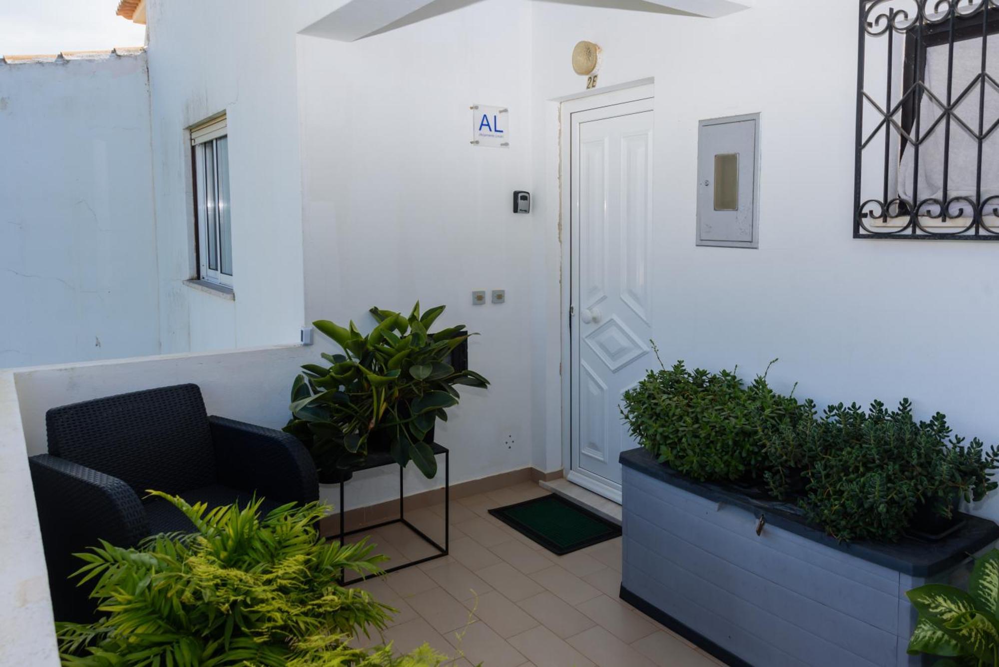 Hillside Studio With Sea View & Fibre Internet Албуфейра Экстерьер фото
